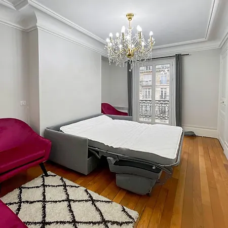 Luxury Flat & Eiffel Tower View