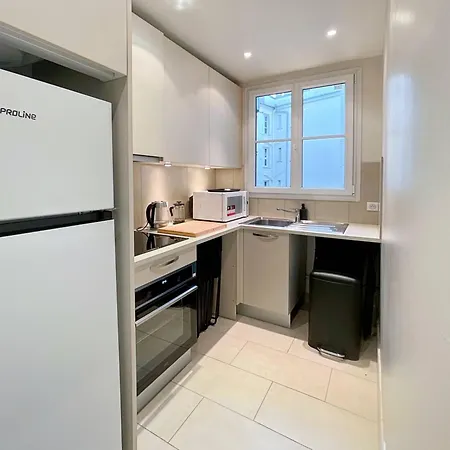 홈스테이 Luxury Flat & Eiffel Tower View *